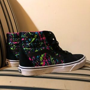 Women’s size 9 Vans shoe